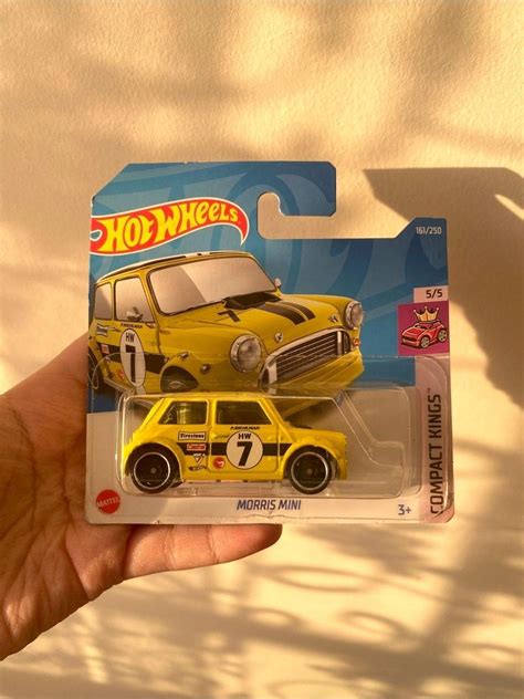 Hot Wheels Hotwheels Morris Mini Sarı 1 64 Ölçek Sarı Mini Oyuncak