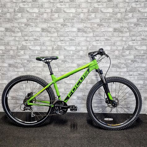 FOCUS WHISTLER ELITE HARDTAIL MOUNTAIN BIKE - MEDIUM 17 INCH FRAME