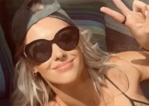 Veronika Rajek Flaunts Booty And Cleavage In A Tiny Bikini As She Enjoys A Cake Picnic