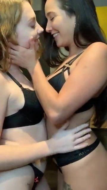 Hot Make Out XHamster