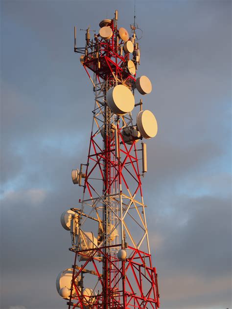 Tall High White 4K Connection Satellite Signal Cloud Sky