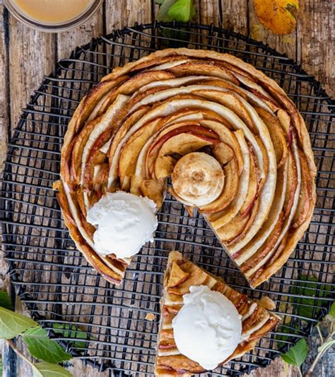 Puff Pastry Apple Pie Recipe An Italian In My Kitchen