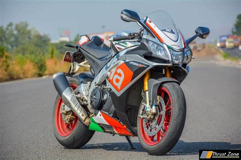 We Rode Aprilia Rsv And Mt Back To Back And Came Back Enlightened Best Sport Vs Naked