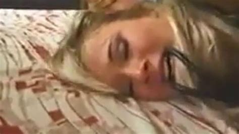 YUMMY WIFE Porn Videos