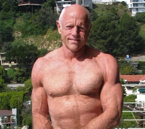 Damn What A Daddy Love His Hot Muscles And His