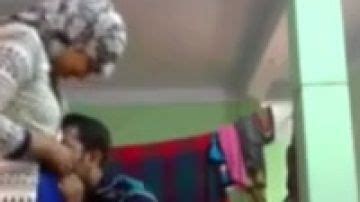 Indian Amateurs Having Fun In Their Bedroom Porn