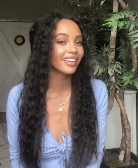 Pin By Kyla On My Favs Vanessa Morgan Hot Pretty People Vanessa Morgan