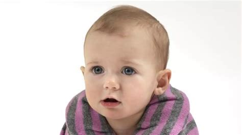 Operaţie De Schimbare De Sex Un Băieţel Din Rusia A Devenit Fetiţă La Numai Doi Ani Libertatea