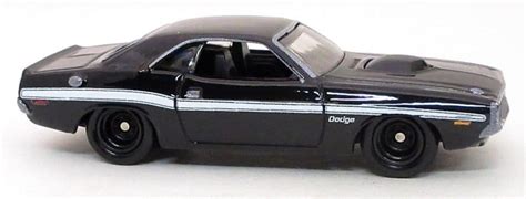 Hot Wheels Boulevard Dodge Hemi Challenger Universo Hot Wheels