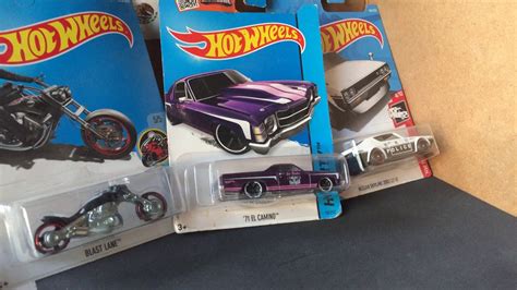 Abriendo hot wheels básicos YouTube