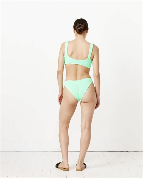 7 Hot Sexy Matias Martin Bikini Pics