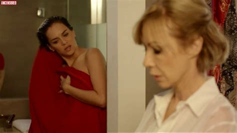 Naked Luz Cipriota In El Maestro