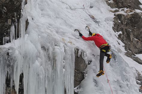 Turkey's prominent mountaineer gets ready for most dangerous peaks