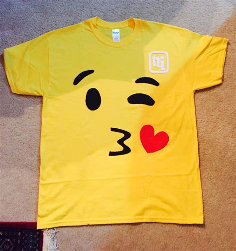 Diy No Sew Emoji Shirt Emoji Shirt Emoji Birthday Party Emoji Party