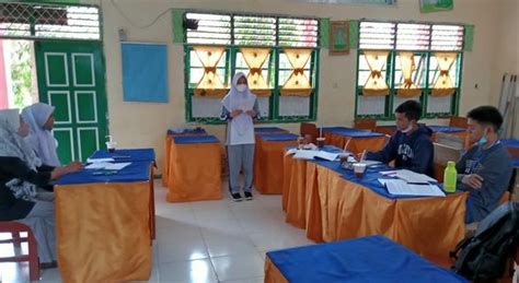 Persiapan Lomba Debat Bahasa Inggris Sman I Sungai Penuh Sma Negeri