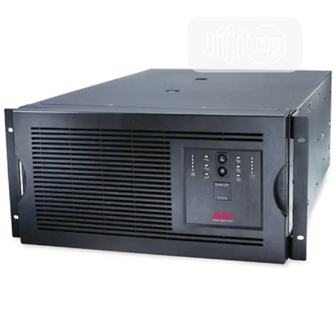 APC Smart-UPS Line-Interactive Pure Sine Wave UPS — 5000VA / 4500W 208V L6-30P 4U Rackmount (Standard VRLA Hot-Swappable Battery / 5YR-WARR) (SMT5000RM4U-STD-5YR-WARR)