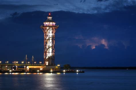 Calm Before The Storm Bicentennial Tower Erie Pa Flickr