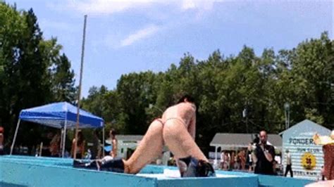 Hot Strippers In The Hot Summer Sun Wmv Nebraska Coeds Clips4sale