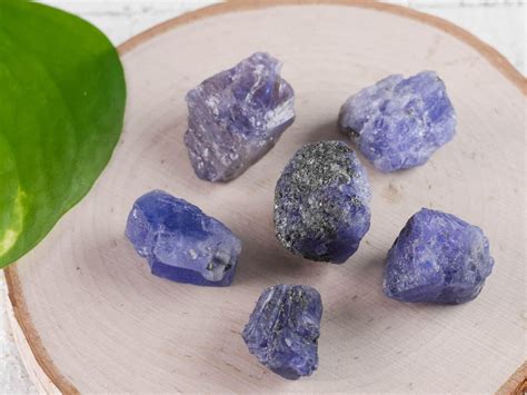 10g Lot Raw Tanzanite Crystals Natural Tanzanite Stone Etsy