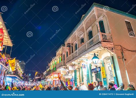 NEW ORLEANS, LA - FEBRUARY 9, 2016: Tourists and Locals Along New ...