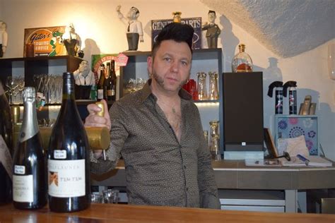 Le Caveau Des Tontons Ans De Succ S Entre Bon Vin Et Musique Gogo