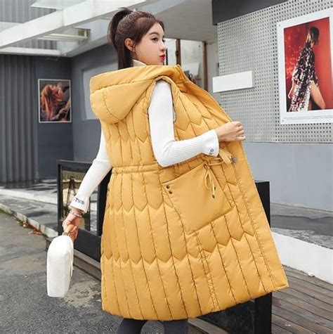 Длинная пуховая жилетка Amhero