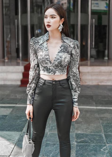 Tr Trung V N Ng Ng V I O S Mi Croptop Hot Nh T N M Nay