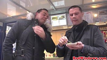 Puta Holandesa Enfundada En Medias Jizzed En La Boca XVIDEOS