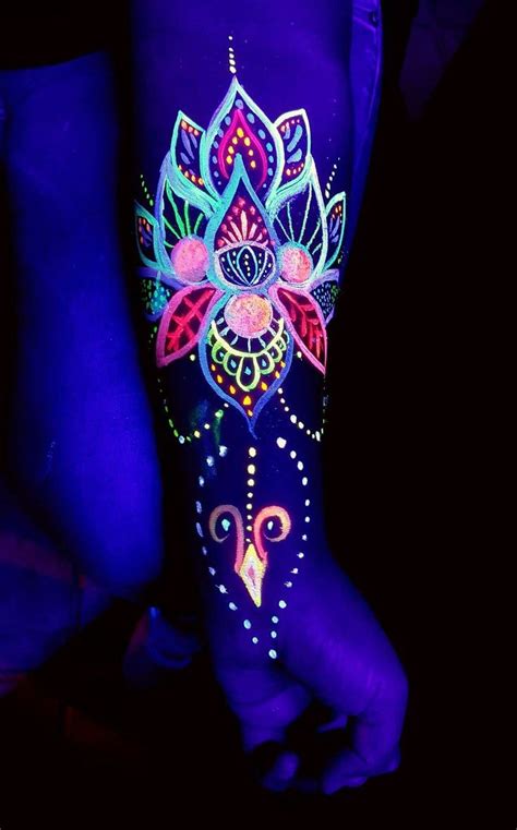 Neon Tattoos You Must Try Before Turning 30 | Neon tattoo, Glow paint ...