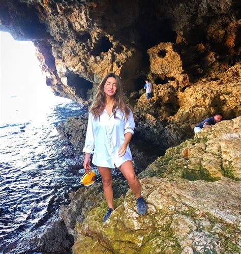 Hot Sexy Pati Valpati Bikini Pics