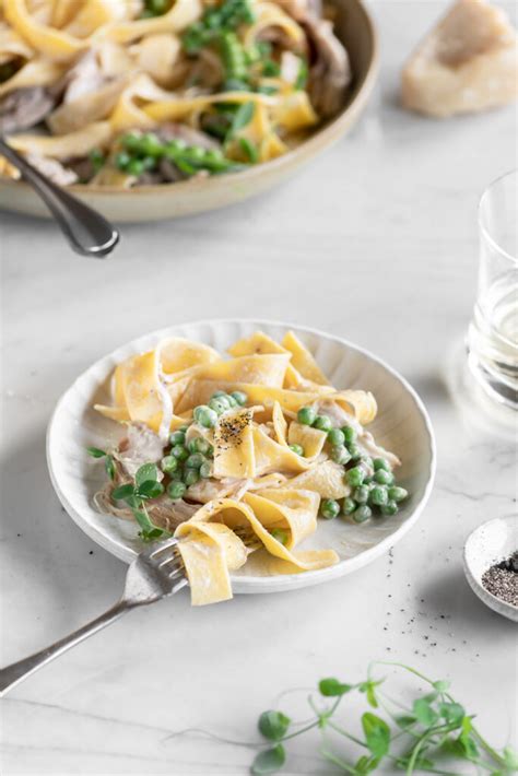 Creamy Lemon Chicken Pappardelle With Spice