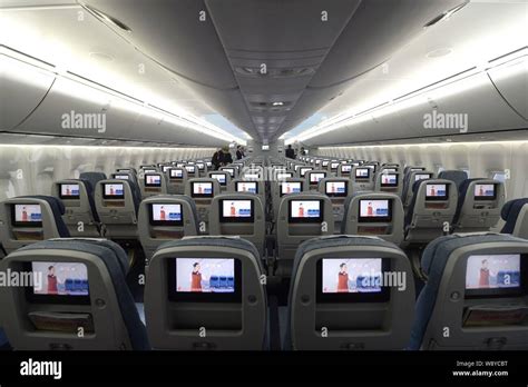 Boeing 747 8 Interior