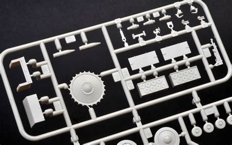 Tamiya Kit No. 35358 - Sd.Kfz. 124 Wespe Italian Front Review by Brett ...