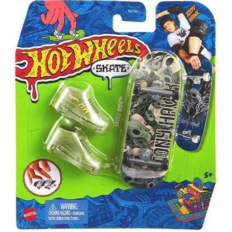 Mattel Hot Wheels fingerboard a boty cm Skull Ride Maxíkovy hračky