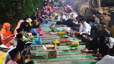 CONTOH Susunan Acara Malam Tirakatan 17 Agustus MC Level Kampung Ada