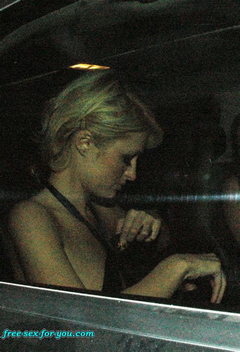 Paris Hilton Sexy Posing And Upskirt Paparazzi Pictures Porn Pictures XXX Photos Sex Images