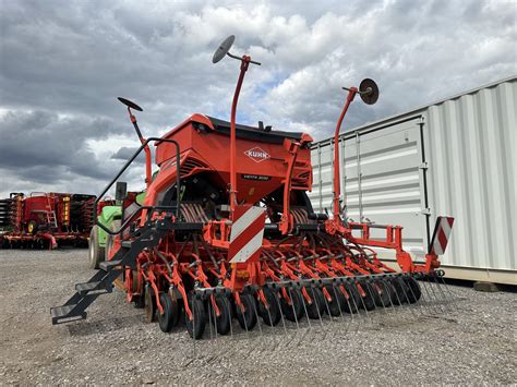 For Sale Used 2016 Kuhn VENTA 3030 3m Combo Drill Isobus 24 Twin Discs