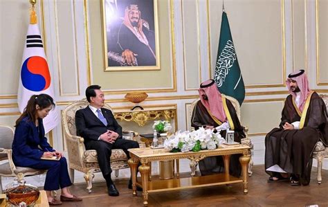 Saudi Arabia South Korea Discuss Ways To Boost Military Defense