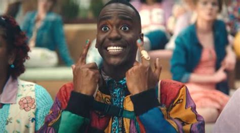 Sex Education la bande annonce délirante de la saison finale Premiere fr