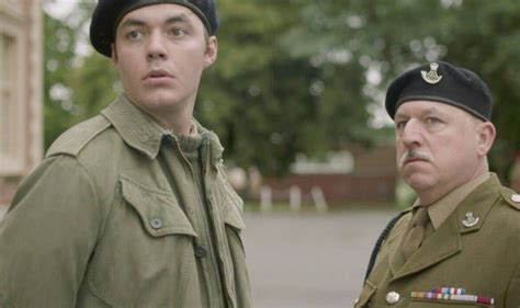 Filmes E Programas De Tv De Jack Bannon - Jack Bannon age: How old is Endeavour's Sam Thursday actor? | TV ...