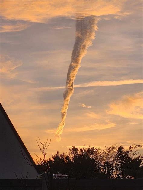 Une Tornade Semble Avoir Zébré Le Ciel De Brest Et Pourtant La Réalité