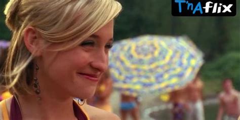 Erica Durance Bikini Scene In Smallville Tnaflix