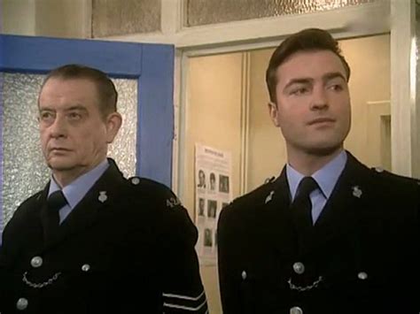 Stream Heartbeat Sæson 4 På Britbox