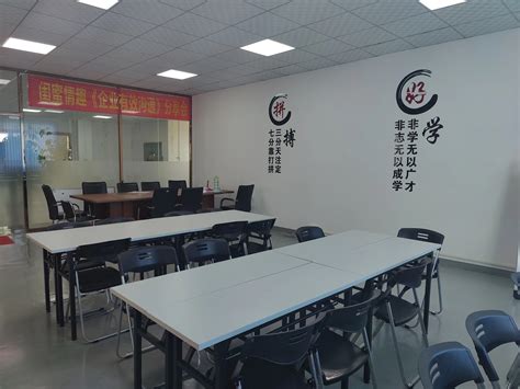 Adults Female Wireless Sex Toy Woman Stimulus Lick Clitoris Pussy Massage Thrusting Vibrator