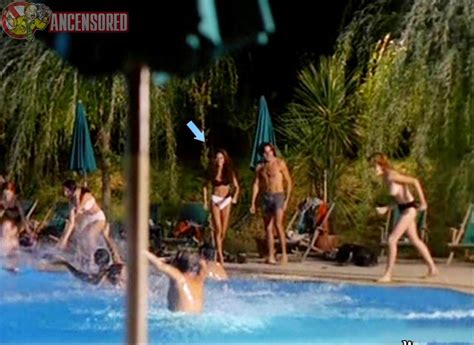 Naked Simona Cavallari In Amiche Davvero