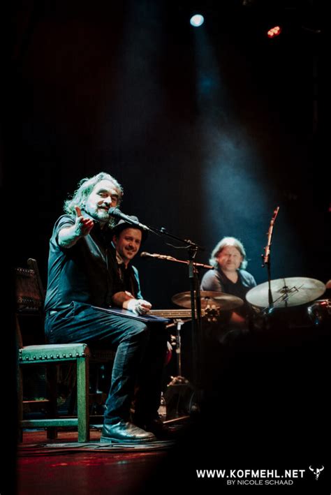 Roman Nowkas Hot 3 Stephan Eicher Spielen Mani Matter Kulturfabrik Kofmehl