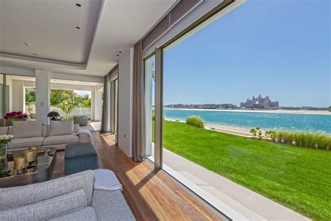 Palm Jumeirah Villas