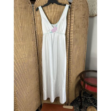 Vintage Nightgown Lorraine Floral Appliqué 1970 Peignoir Nighty Lingerie Etsy