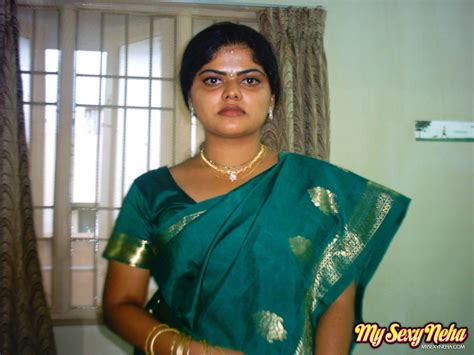 India Nude Neha In Traditional Green Saree Xxx Dessert Picture