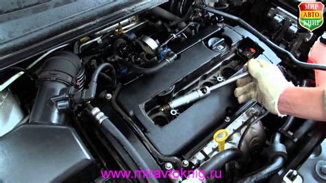 Замена свечей зажигания двигателя F16D4 A16XER LDE spark plug ...